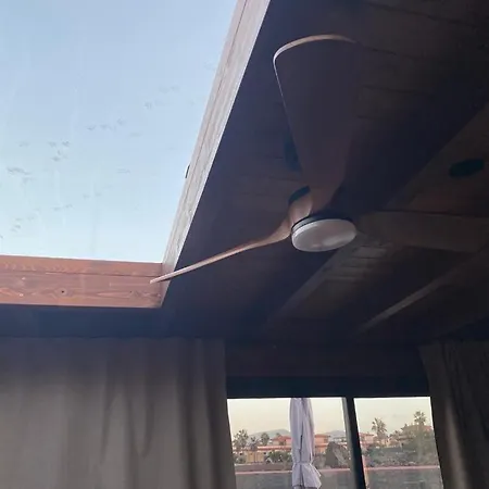 Sun & Exclusive Stars View *