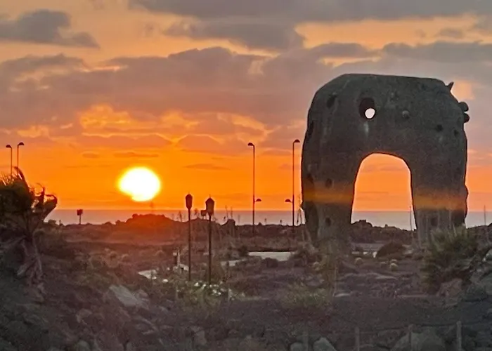 فيلة Sun & Exclusive Stars View لا أوليفا